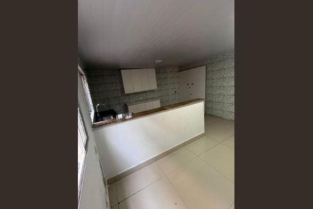 Sala de casa para alugar com 2 quartos, 50m² em Jardim Filhos da Terra, São Paulo