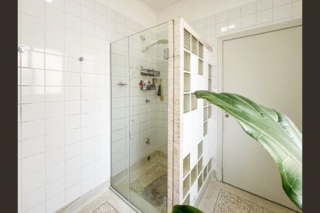 Casa à venda com 180m², 4 quartos e 2 vagasBanheiro 2