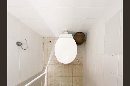 Casa à venda com 180m², 4 quartos e 2 vagasBanheiro de Serviço