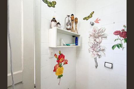 Casa à venda com 180m², 4 quartos e 2 vagasBanheiro de Serviço