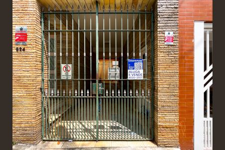 Casa à venda com 180m², 4 quartos e 2 vagasPlaca