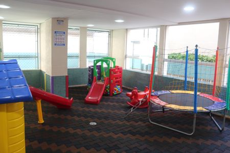 Apartamento para alugar com 117m², 3 quartos e 2 vagasÁrea comum - Playground