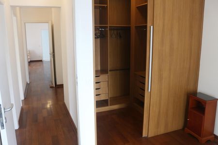 Apartamento para alugar com 117m², 3 quartos e 2 vagasSuíte 1