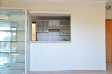 Sala de apartamento à venda com 3 quartos, 90m² em Passo D’areia, Porto Alegre