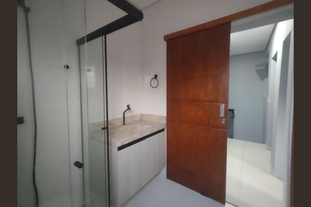 Casa para alugar com 358m², 4 quartos e 1 vaga Casa para alugar com 358m², 4 quartos e 1 vagaBanheiro Social