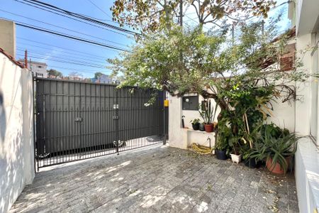 Casa à venda com 120m², 3 quartos e 2 vagas Casa à venda com 120m², 3 quartos e 2 vagasGaragem