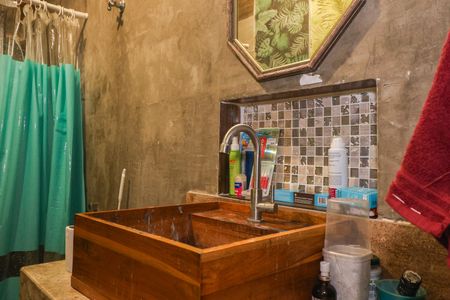 Casa à venda com 150m², 3 quartos e 2 vagasBanheiro 2