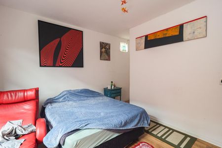 Casa à venda com 150m², 3 quartos e 2 vagasQuarto 2