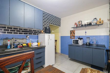 Casa à venda com 150m², 3 quartos e 2 vagasCozinha