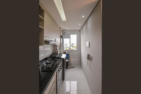 Apartamento à venda com 41m², 2 quartos e 1 vaga Apartamento à venda com 41m², 2 quartos e 1 vagaCozinha e Área de Serviço