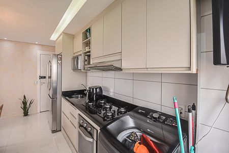 Apartamento à venda com 41m², 2 quartos e 1 vaga Apartamento à venda com 41m², 2 quartos e 1 vagaCozinha e Área de Serviço