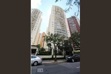 Apartamento à venda com 70m², 2 quartos e 1 vaga Apartamento à venda com 70m², 2 quartos e 1 vagaFachada