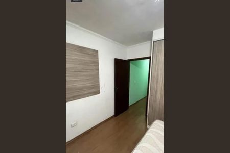 Quarto 1 de casa para alugar com 3 quartos, 130m² em Parque dos Bancarios, São Paulo