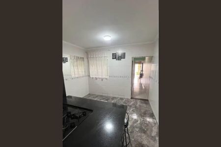 Sala de casa para alugar com 3 quartos, 130m² em Parque dos Bancarios, São Paulo