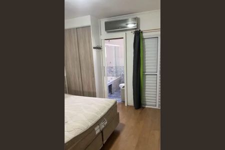 Suíte de casa para alugar com 3 quartos, 130m² em Parque dos Bancarios, São Paulo
