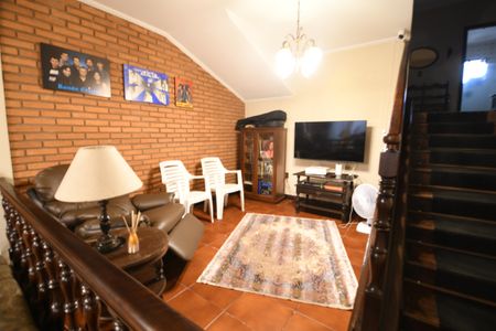 Casa à venda com 290m², 5 quartos e 4 vagasSala