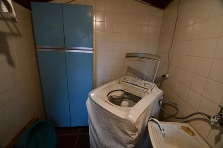 Casa à venda com 290m², 5 quartos e 4 vagasCasa 2 - Área de Serviço