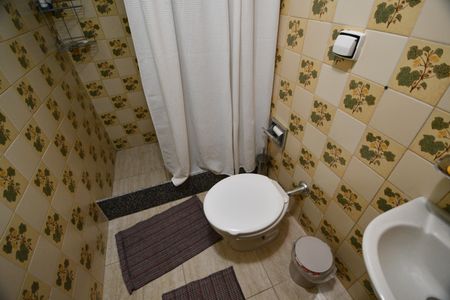 Casa à venda com 290m², 5 quartos e 4 vagasCasa 2 - Banheiro