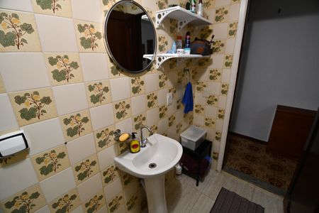 Casa à venda com 290m², 5 quartos e 4 vagasCasa 2 - Banheiro