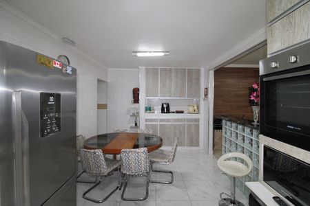 Apartamento à venda com 174m², 4 quartos e 2 vagasSala/Cozinha