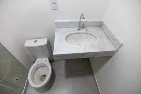 Apartamento para alugar com 52m², 2 quartos e 1 vaga Apartamento para alugar com 52m², 2 quartos e 1 vagaBanheiro 2
