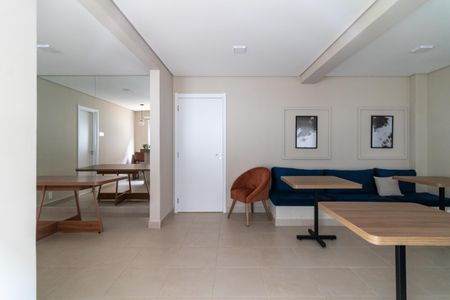 Apartamento à venda com 26m², 1 quarto e sem vaga Apartamento à venda com 26m², 1 quarto e sem vagaÁrea comum - Salão de festas