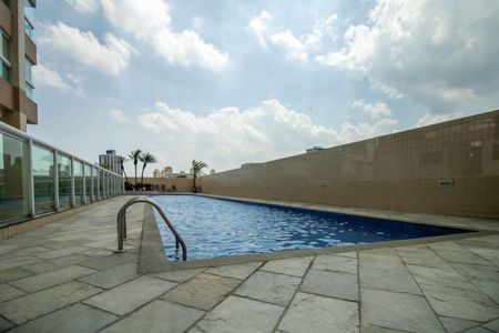 Apartamento à venda com 328m², 2 quartos e 5 vagasArea Comum - Piscina