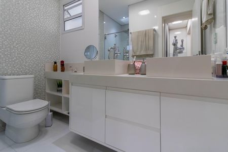 Apartamento à venda com 328m², 2 quartos e 5 vagasSuíte 1