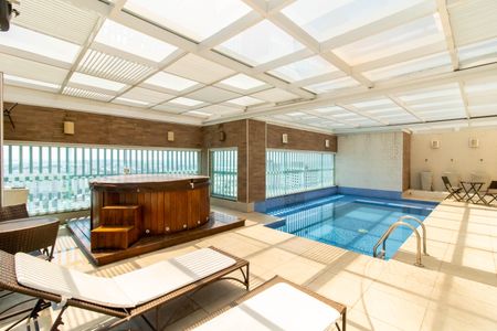 Apartamento à venda com 328m², 2 quartos e 5 vagasCobertura 