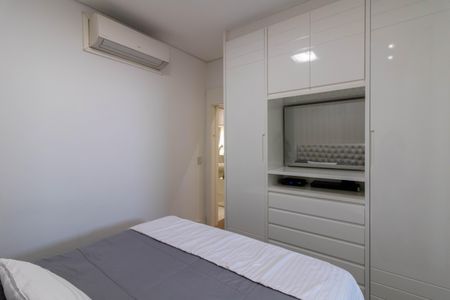 Apartamento à venda com 328m², 2 quartos e 5 vagasSuíte 2
