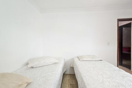 Casa de condomínio para alugar com 67m², 2 quartos e 1 vaga Casa de condomínio para alugar com 67m², 2 quartos e 1 vagaQuarto