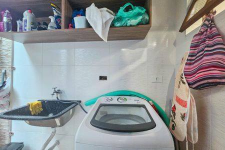 Casa de condomínio para alugar com 67m², 2 quartos e 1 vaga Casa de condomínio para alugar com 67m², 2 quartos e 1 vagaÁrea de serviço