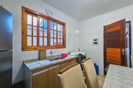 Casa de condomínio para alugar com 67m², 2 quartos e 1 vaga Casa de condomínio para alugar com 67m², 2 quartos e 1 vagaCozinha