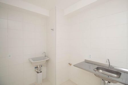 Apartamento à venda com 38m², 2 quartos e sem vaga Apartamento à venda com 38m², 2 quartos e sem vagaCozinha e Área de Serviço