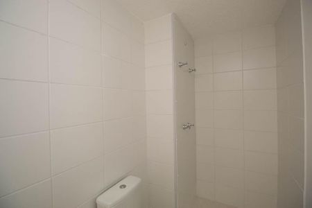 Apartamento à venda com 38m², 2 quartos e sem vaga Apartamento à venda com 38m², 2 quartos e sem vagaBanheiro