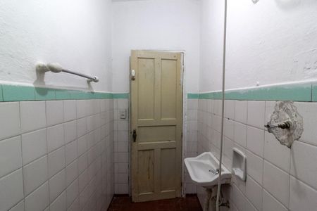 Banheiro Social de casa para alugar com 1 quarto, 35m² em Cidade Ademar, São Paulo