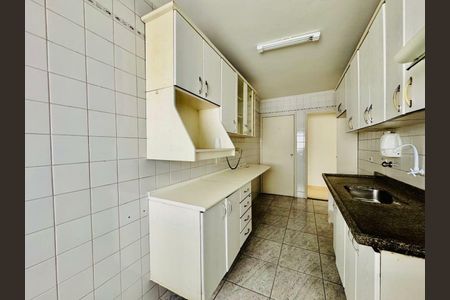 Apartamento à venda com 66m², 2 quartos e 1 vaga
