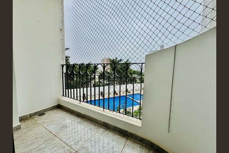 Apartamento à venda com 66m², 2 quartos e 1 vaga