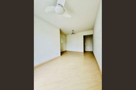 Apartamento à venda com 66m², 2 quartos e 1 vaga