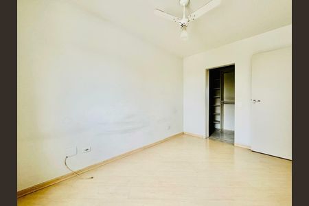 Apartamento à venda com 66m², 2 quartos e 1 vaga