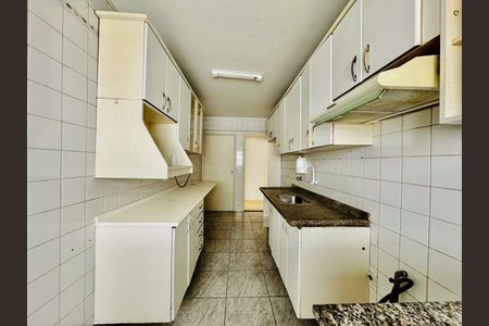 Apartamento à venda com 66m², 2 quartos e 1 vaga