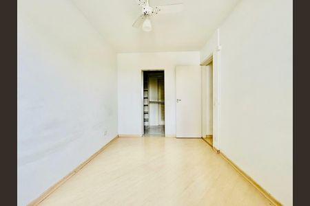 Apartamento à venda com 66m², 2 quartos e 1 vaga