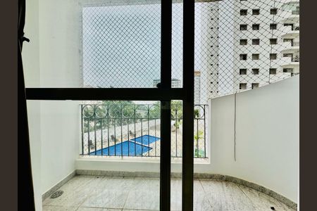 Apartamento à venda com 66m², 2 quartos e 1 vaga