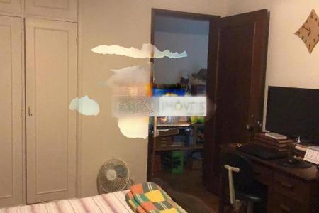 Casa à venda com 4 quartos, 250m² em Campo Belo, São Paulo