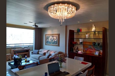 Apartamento à venda com 3 quartos, 130m² em Gutierrez, Belo Horizonte