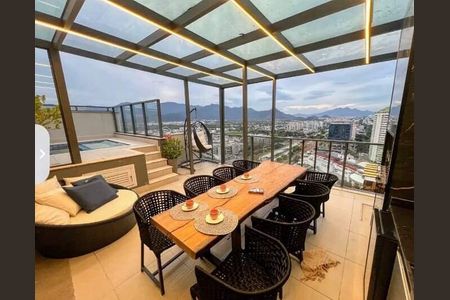 Apartamento à venda com 165m², 4 quartos e 2 vagas