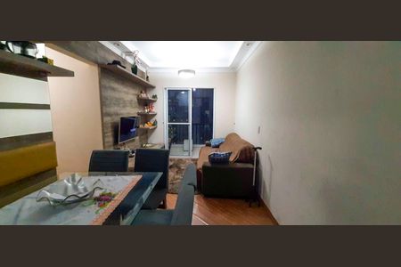 Sala de Estar de apartamento à venda com 3 quartos, 67m² em Umuarama, Osasco