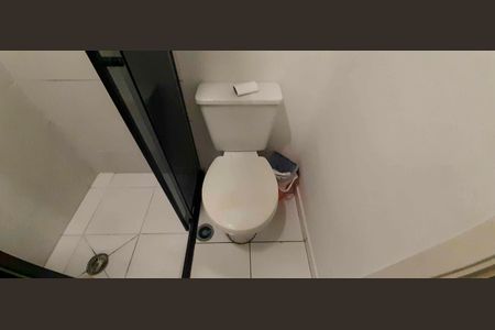 Apartamento à venda com 67m², 3 quartos e 1 vaga Apartamento à venda com 67m², 3 quartos e 1 vagaBanheiro da Suíte