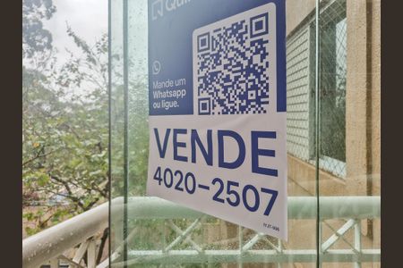 Apartamento à venda com 105m², 3 quartos e 2 vagas Apartamento à venda com 105m², 3 quartos e 2 vagasPlaquinha