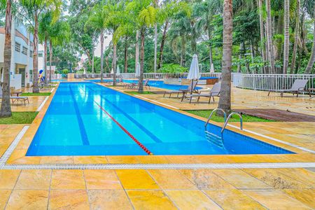 Apartamento à venda com 105m², 3 quartos e 2 vagas Apartamento à venda com 105m², 3 quartos e 2 vagasÁrea comum - Piscina